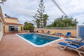 Salicos Benagil Pool Villa