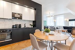Luxury 2BD apartment in City Center
