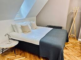 Luxury 2BD apartment in City Center