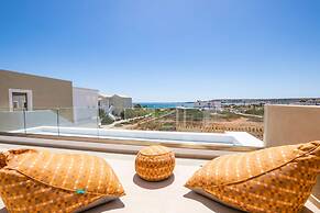 Thalassa Suites