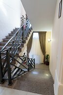 Nest Inn