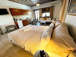 Pantheon Apartments & Studios