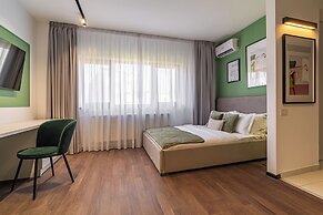 Cismigiu Park Studio - Fresh & Serene Flat with Light-Filled Interiors