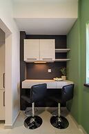 Cismigiu Park Studio - Fresh & Serene Flat with Light-Filled Interiors
