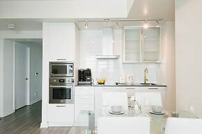 Beautiful Luxurious Modern Suite