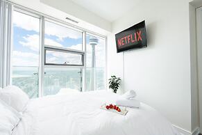 Beautiful Luxurious Modern Suite