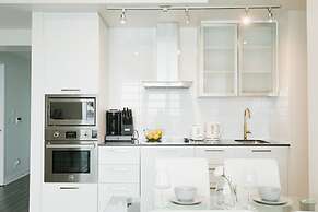 Beautiful Luxurious Modern Suite