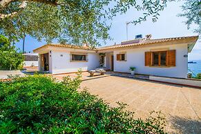 Seafront Luxury Villa Can Torrens