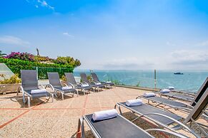 Seafront Luxury Villa Can Torrens