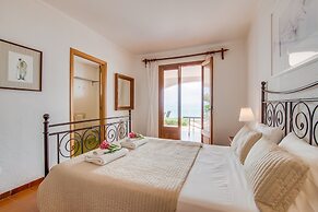 Seafront Luxury Villa Can Torrens