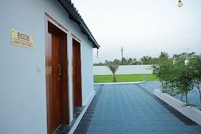 DEE COTTAGE