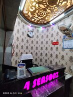 4 Seasonz Residency