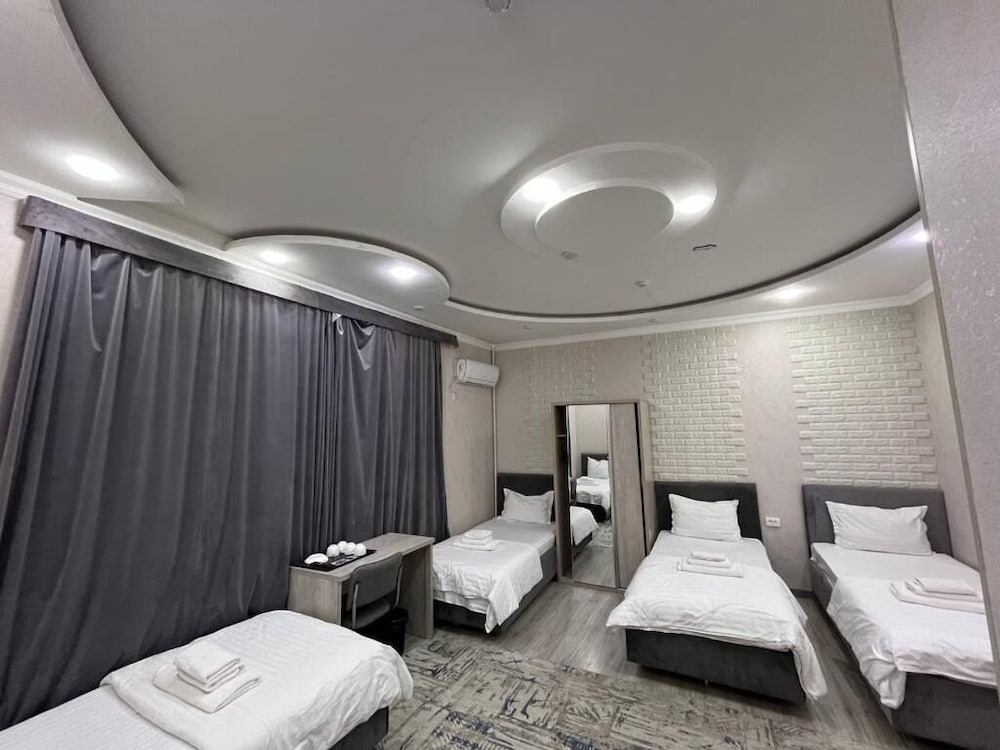 Shosh Boutique Hotel