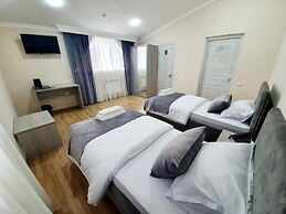 Shosh Boutique Hotel