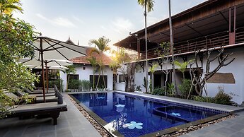 Khmer Lodge