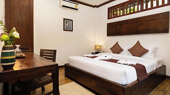 Khmer Lodge
