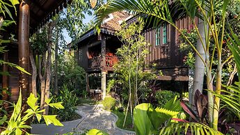 Khmer Lodge