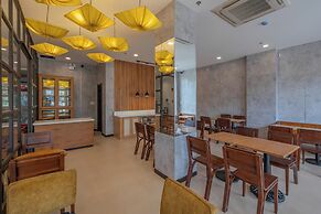 River Light Condotel