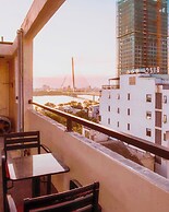 River Light Condotel