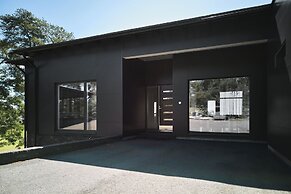 Platinum Swing - Spacious 4BR Villa with Panorama Views