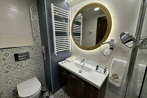 Golden Rose Hotel & Spa