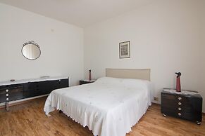 Apartment in Marche Near Lame Rosse