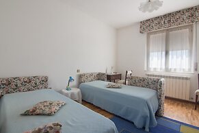 Apartment in Marche Near Lame Rosse