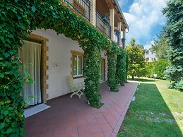 Apartment in Marche Near Lame Rosse