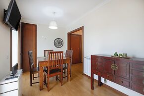 Espinho Retreat with Balcony
