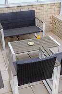 Espinho Retreat with Balcony