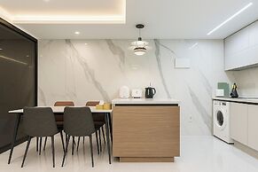 Zizel Suite Room Seocho