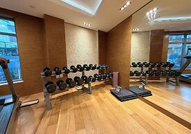 Capital Bay Comfort Studio city view