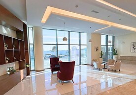 Capital Bay Comfort Studio city view