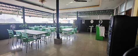 Hotel Pariwar Mahal