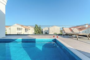 Villa Dantela