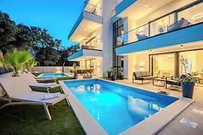 Villa Dantela