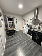 Coastal Comfort City Centre Condo