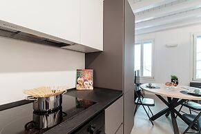 Suite JOIVY Lake 11