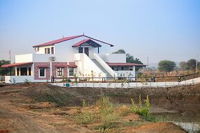 The Tiger Claws Tadoba
