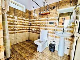 Paradise Inn by HBR