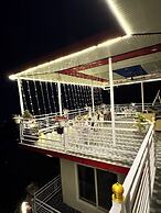 Paradise Inn by HBR