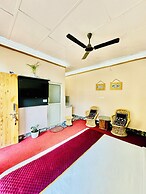 Paradise Inn by HBR