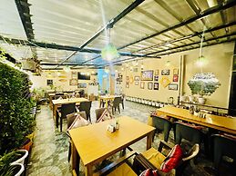 Paradise Inn by HBR