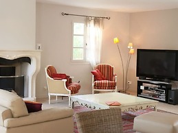 Cosy Villa With Private Pool La Chaleureuse