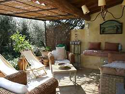 Cosy Villa With Private Pool La Chaleureuse