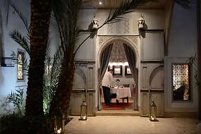 Magnificent Riad in Midina With Swimming Pool