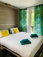 Art Studio Balcony and Breathtaking View of Chamonix