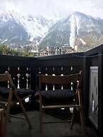 Art Studio Balcony and Breathtaking View of Chamonix