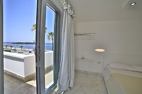 Riviera Luxury Rooms