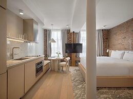 Corner Apartments